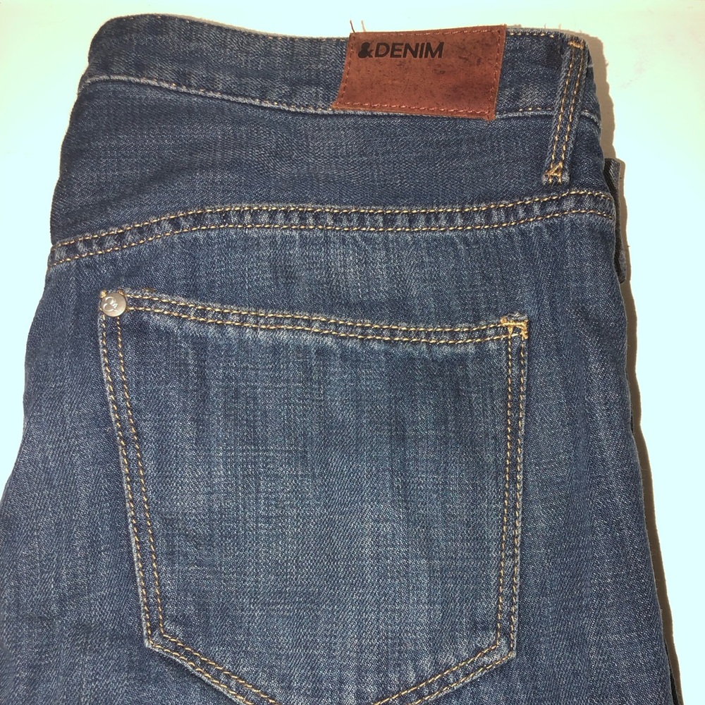 H&M Dark wash Boyfriend Jeans